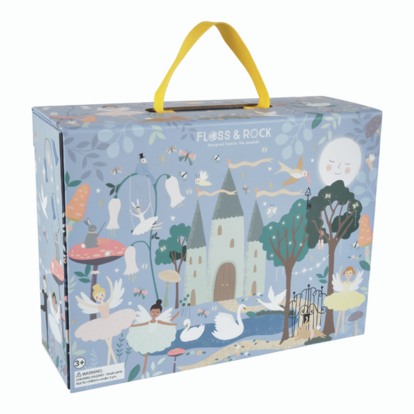 43P6363_1_3a7a1876-6f17-4aab-9d4d-5bc18d96cb53_2048x Playbox with Wooden Pieces - Enchanted