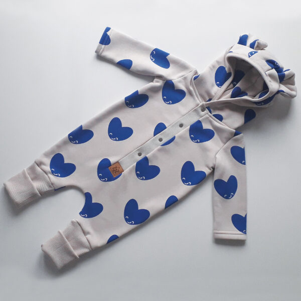 kombinezon-niebieskie-serca Eared Jumpsuit for Babies and Kids - Blue Hearts