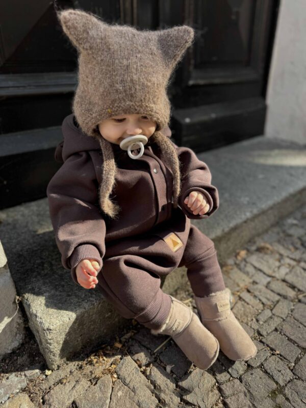 kombinezon-uszaty-mis-czekoladowy-zzzforkids Eared Jumpsuit for Babies and Kids - Chocolate