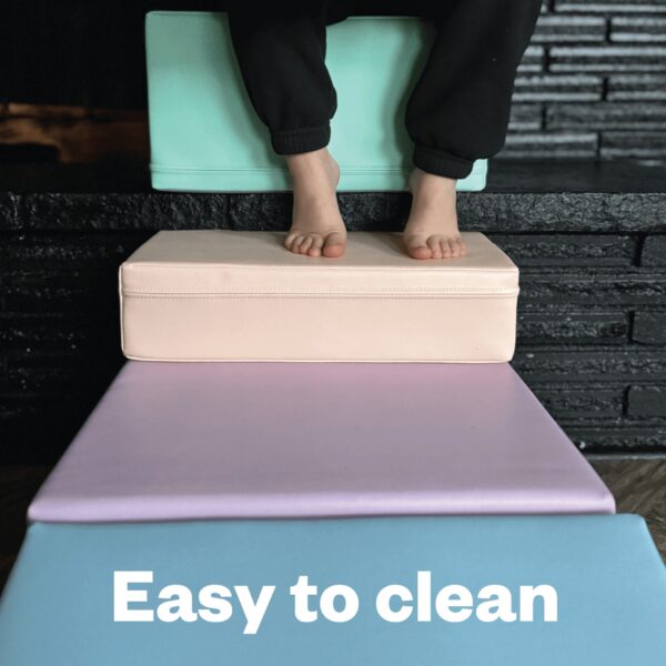 iglu-corner-climber-pastel-1a5c3ff1.jpg Soft Play 5 Foam Block Set - Light Pastel Corner Climber