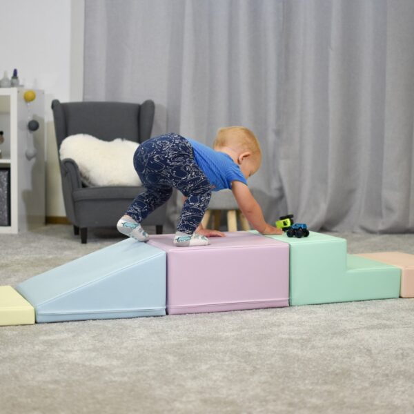 iglu-corner-climber-pastel-28ef7d3b.jpg Soft Play 5 Foam Block Set - Light Pastel Corner Climber